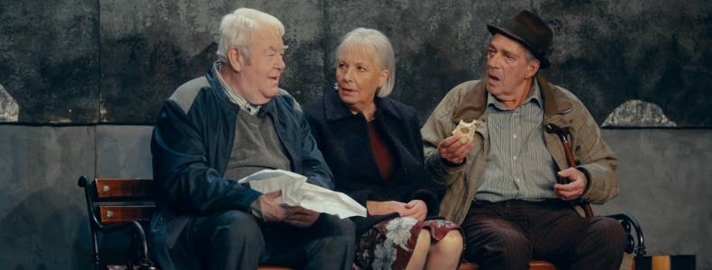 Elmaradnak a Hárman a padon előadásai